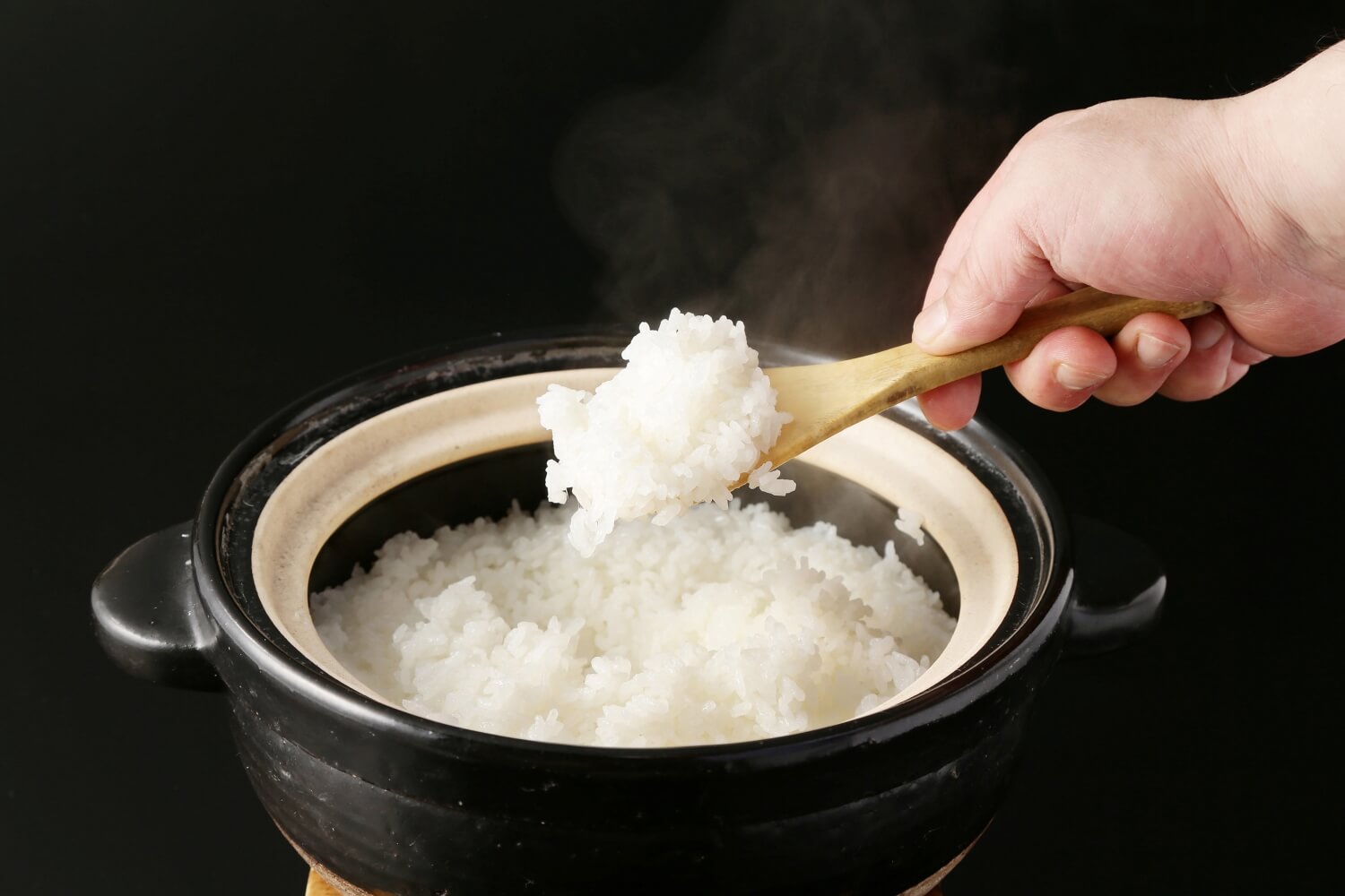 八代目儀兵衛ブランド米を柳の水で炊き上げたご飯